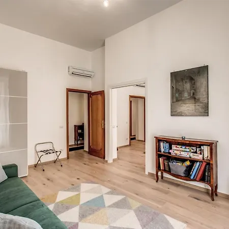3 Bedrooms Vatican Center Apartment