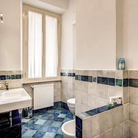 아파트 3 Bedrooms Vatican Center *