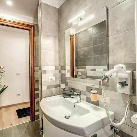 3 Bedrooms Vatican Center Apartman