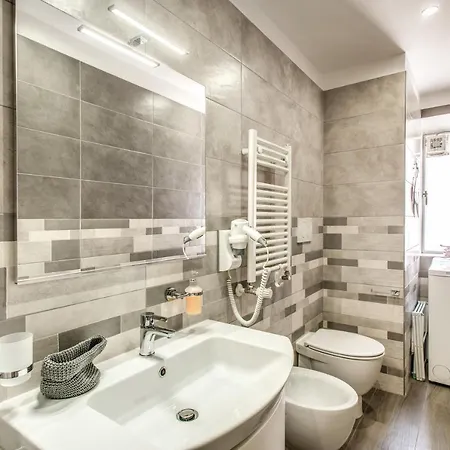 3 Bedrooms Vatican Center Apartman